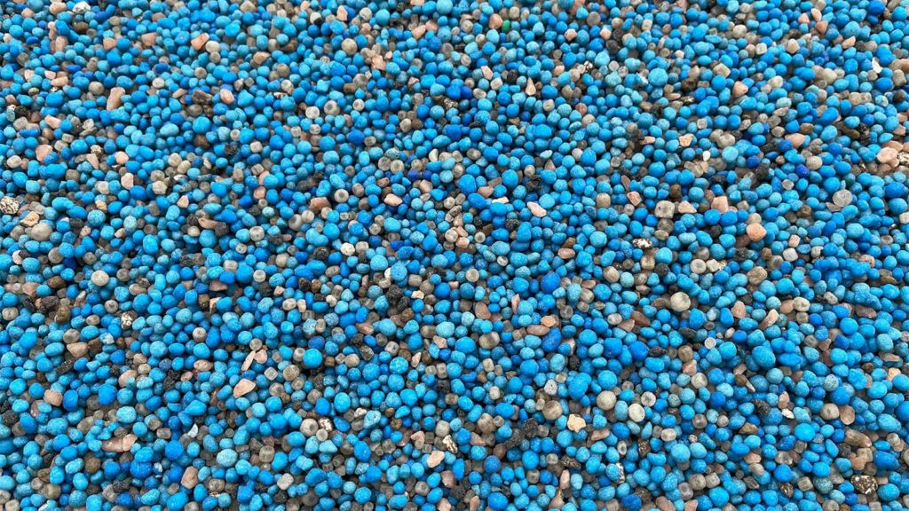 lawnifi foundation granular fertilizer product close up